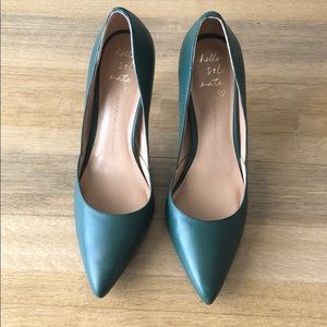 Banana Republic Hunter Green Heels